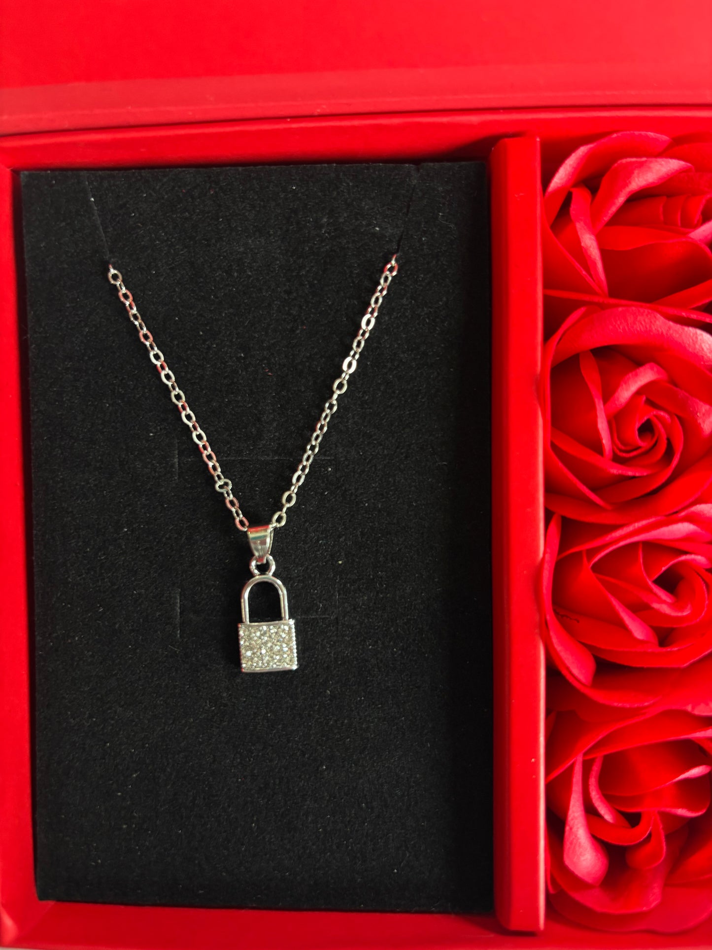 💝 Caja Forever Love